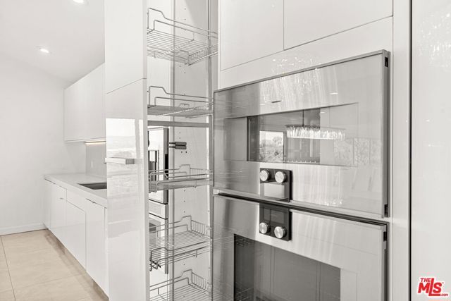 7377 Pyramid Place, Los Angeles, CA 90046