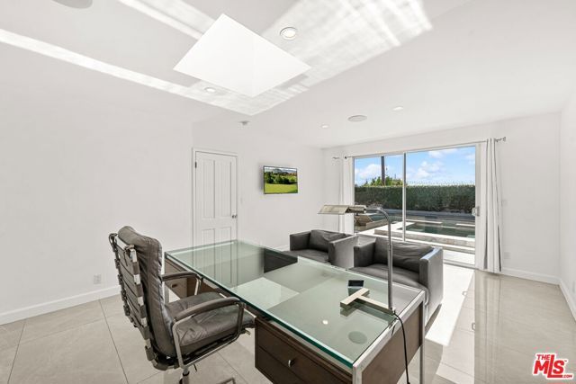 7377 Pyramid Place, Los Angeles, CA 90046