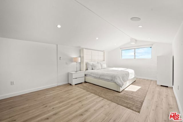 7377 Pyramid Place, Los Angeles, CA 90046