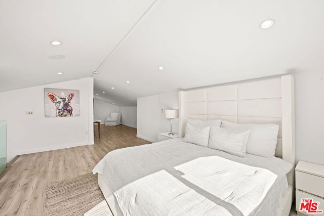 7377 Pyramid Place, Los Angeles, CA 90046