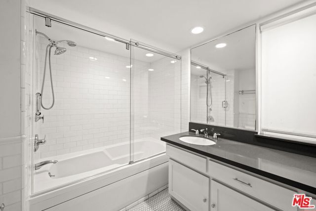 7377 Pyramid Place, Los Angeles, CA 90046