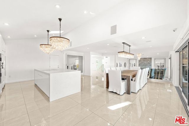 7377 Pyramid Place, Los Angeles, CA 90046