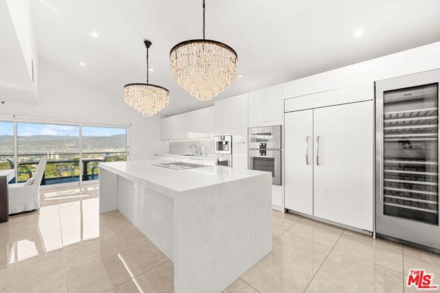 7377 Pyramid Place, Los Angeles, CA 90046