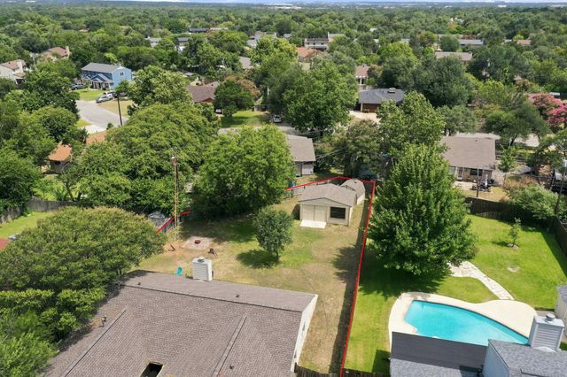 1702 E Messick LOOP, Round Rock, TX 78681