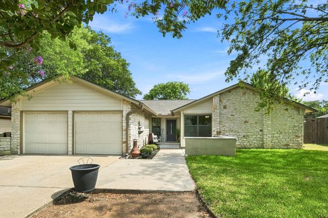 1702 E Messick LOOP, Round Rock, TX 78681
