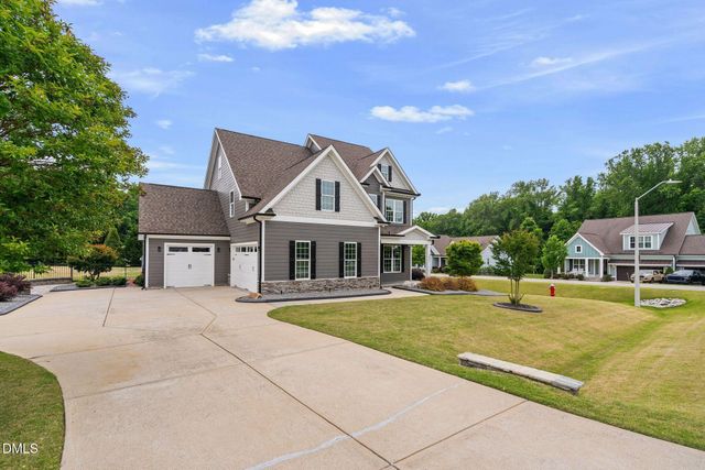 221 Misty Moonlight, Willow Springs, NC 27592