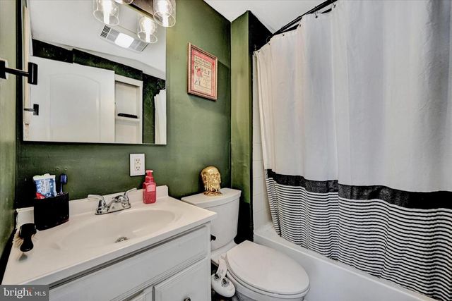 618 CHESTERFIELD ARNEYTOWN RD, Chesterfield, NJ 08515