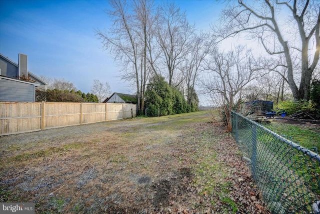 618 CHESTERFIELD ARNEYTOWN RD, Chesterfield, NJ 08515