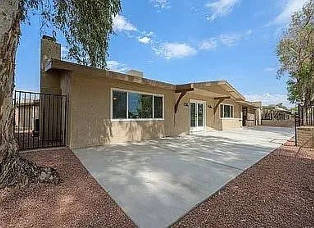 2605 COUNTRY CLUB DR, Bullhead City, AZ 86442