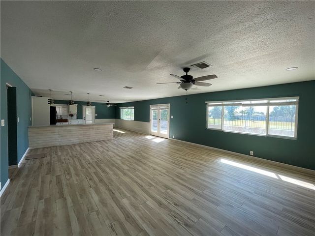 2605 COUNTRY CLUB DR, Bullhead City, AZ 86442