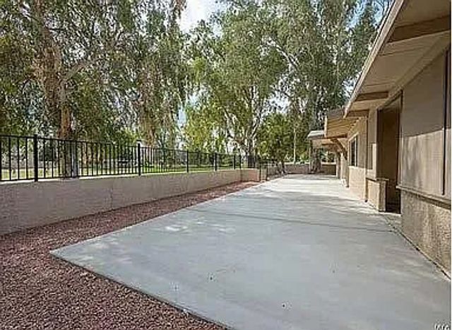 2605 COUNTRY CLUB DR, Bullhead City, AZ 86442