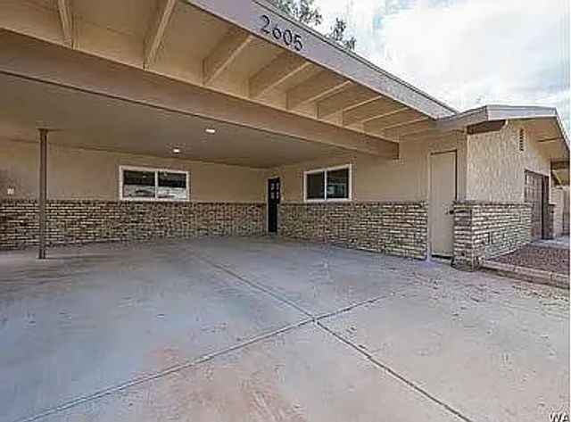 2605 COUNTRY CLUB DR, Bullhead City, AZ 86442