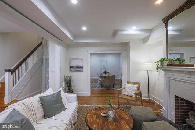 342 E UNIVERSITY PKWY, Baltimore, MD 21218