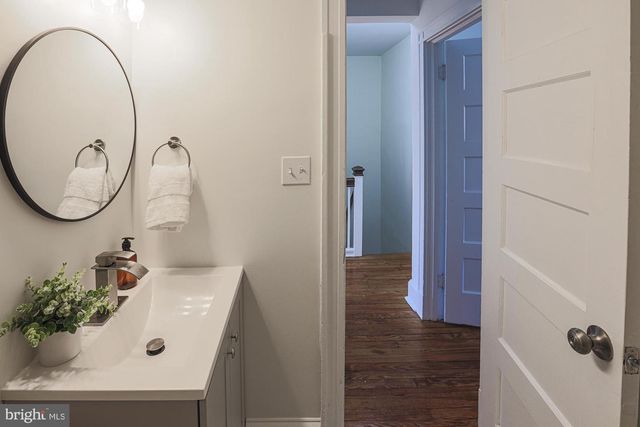 342 E UNIVERSITY PKWY, Baltimore, MD 21218