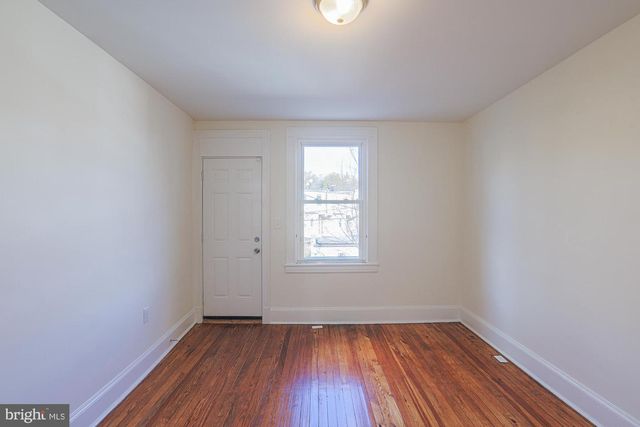 342 E UNIVERSITY PKWY, Baltimore, MD 21218