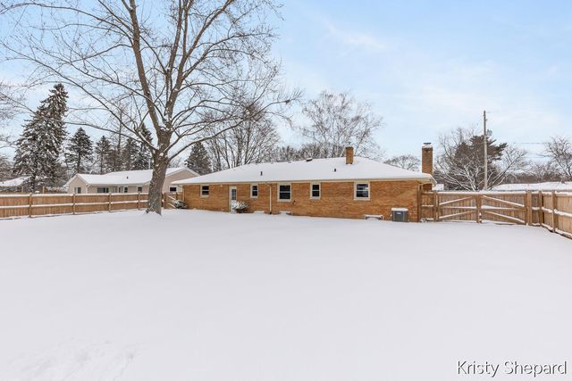 6348 Westchester Street, Portage City, MI 49024