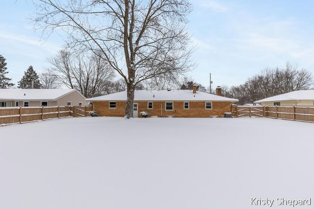 6348 Westchester Street, Portage City, MI 49024