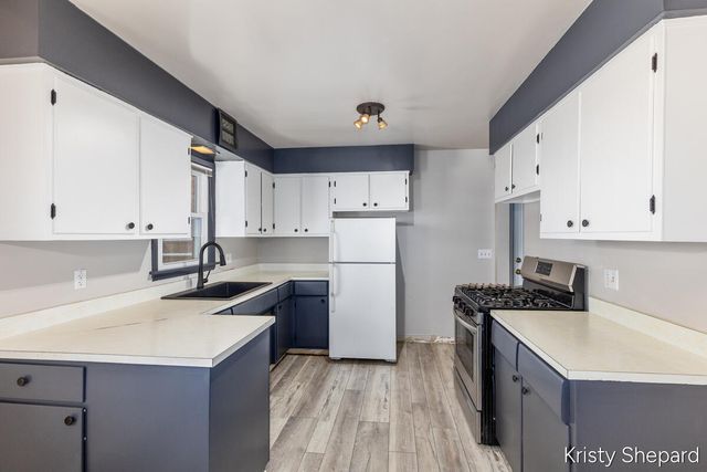 6348 Westchester Street, Portage City, MI 49024