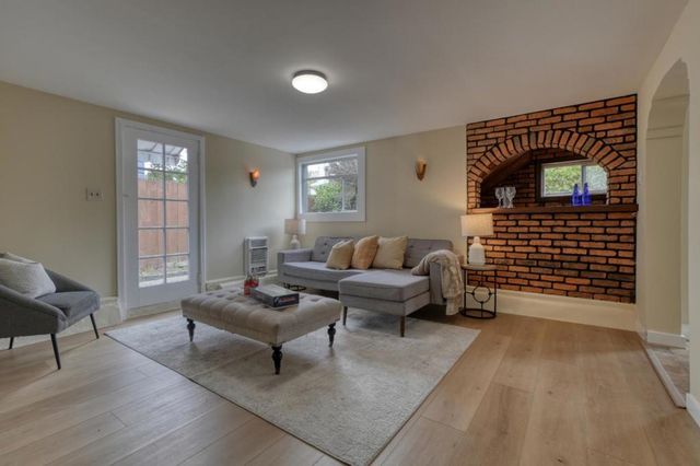 61 Farragut Avenue, San Francisco, CA 94112