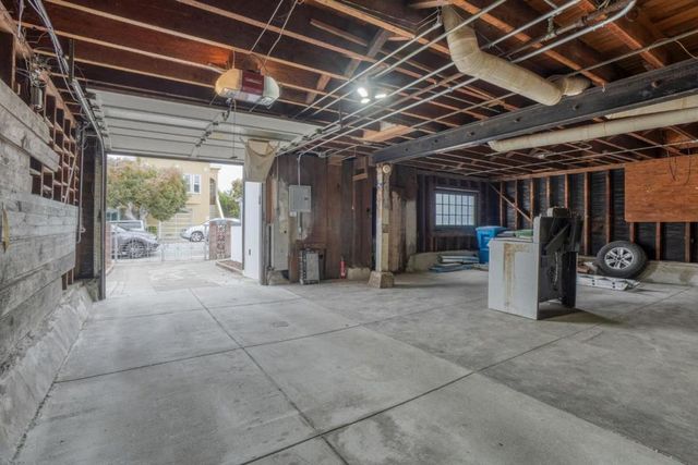 61 Farragut Avenue, San Francisco, CA 94112