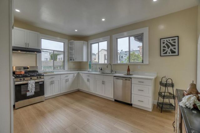 61 Farragut Avenue, San Francisco, CA 94112