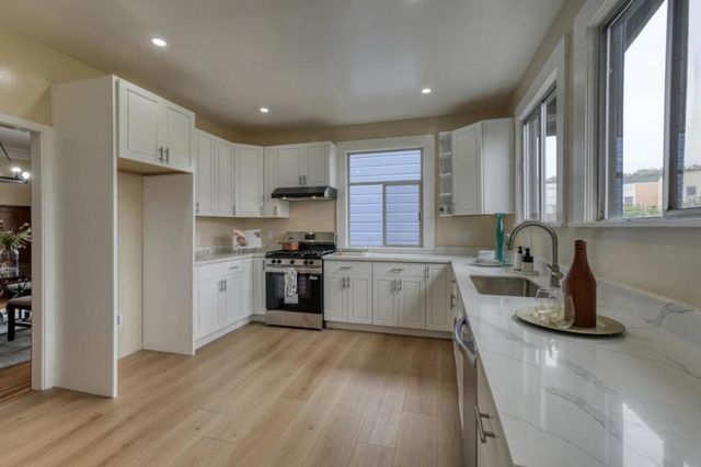 61 Farragut Avenue, San Francisco, CA 94112