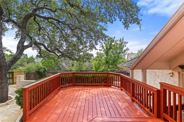 6623 Yaupon DR, Austin, TX 78759