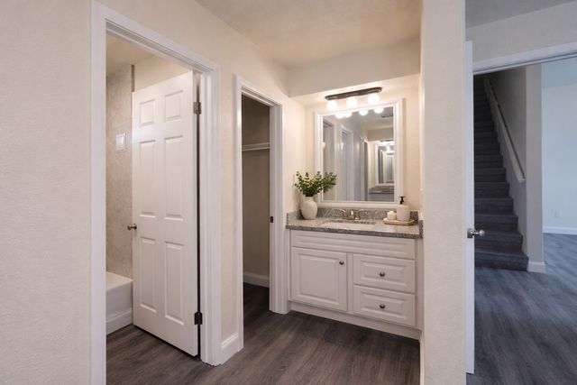 7367 Greenacres Drive, Fort Worth, TX 76112