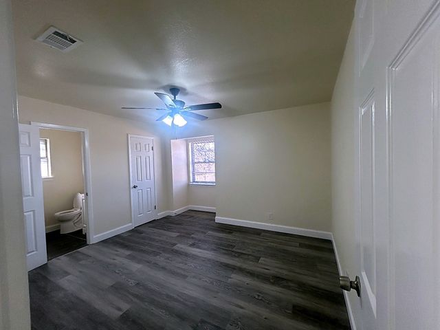 7367 Greenacres Drive, Fort Worth, TX 76112