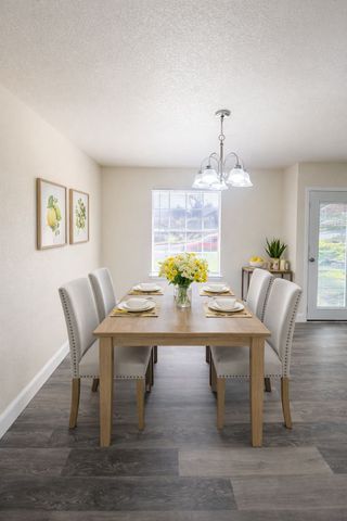 7367 Greenacres Drive, Fort Worth, TX 76112