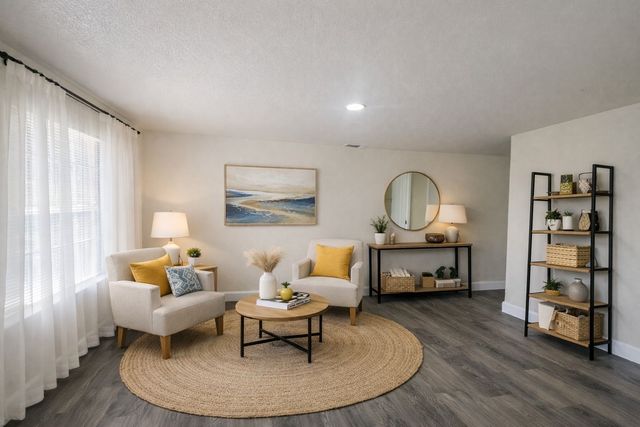 7367 Greenacres Drive, Fort Worth, TX 76112