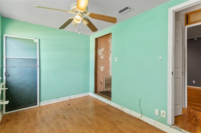 1730 SW 21st St, Fort Lauderdale, FL 33315