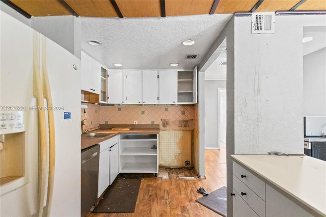 1730 SW 21st St, Fort Lauderdale, FL 33315