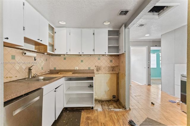 1730 SW 21st St, Fort Lauderdale, FL 33315