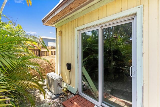 1730 SW 21st St, Fort Lauderdale, FL 33315