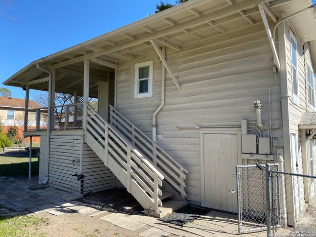 175 Rosebud, San Antonio, TX 78221