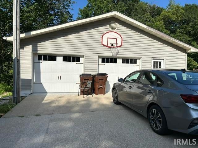 5646 N State Road 337 Road, Orleans, IN 47452