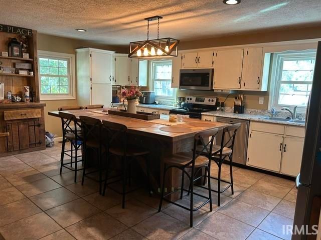 5646 N State Road 337 Road, Orleans, IN 47452