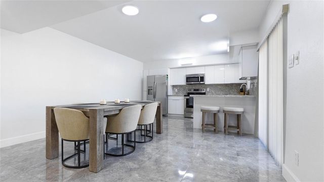 8204 SW 23rd Street D, North Lauderdale, FL 33068