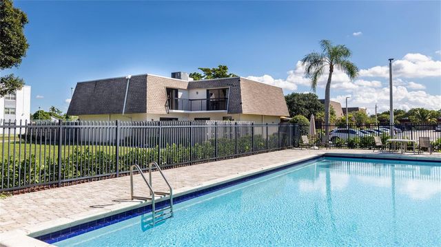 8204 SW 23rd Street D, North Lauderdale, FL 33068