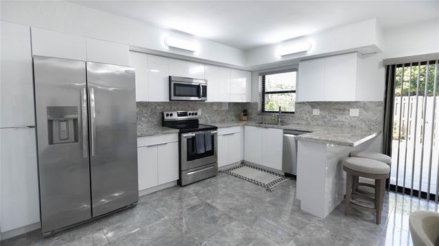 8204 SW 23rd Street D, North Lauderdale, FL 33068