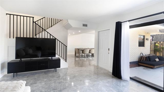 8204 SW 23rd Street D, North Lauderdale, FL 33068