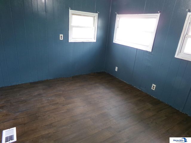 2409 Arapahoe Trail, Beatrice, NE 68310