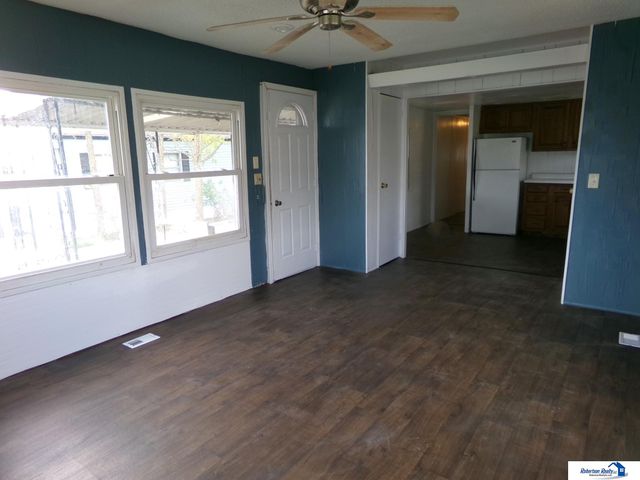 2409 Arapahoe Trail, Beatrice, NE 68310