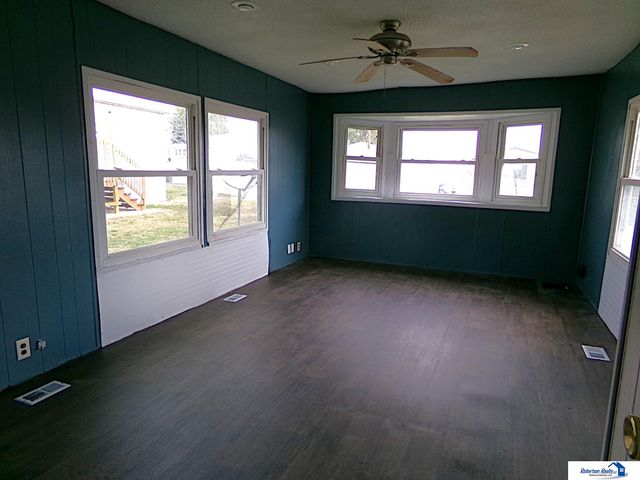 2409 Arapahoe Trail, Beatrice, NE 68310