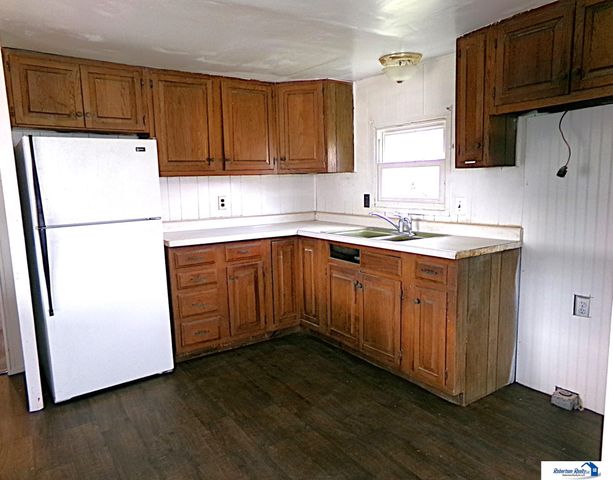 2409 Arapahoe Trail, Beatrice, NE 68310