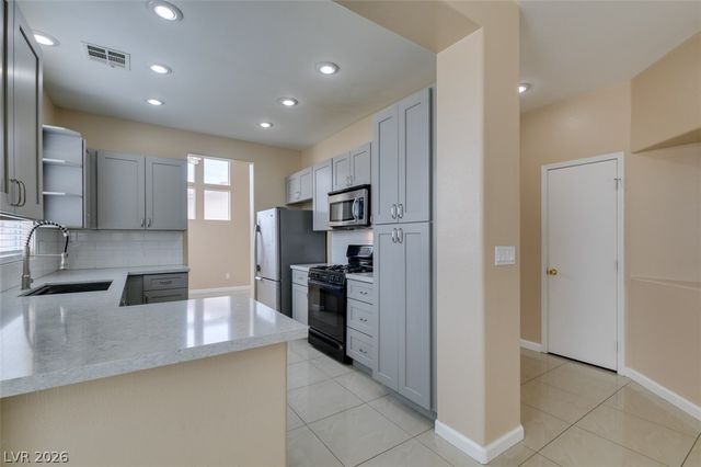 10524 Angel Dreams Avenue, Las Vegas, NV 89144