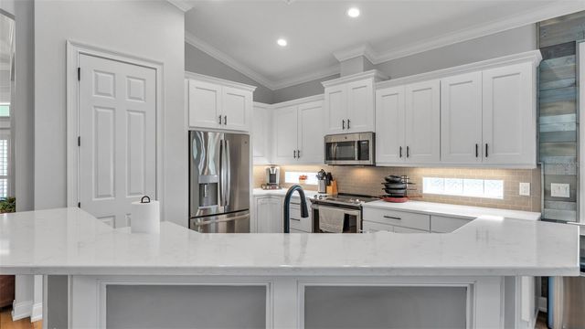 7766 LAKE JAMES BOULEVARD, Lakeland, FL 33810