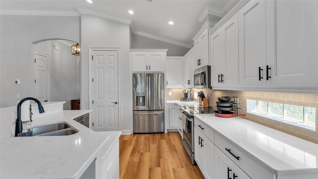 7766 LAKE JAMES BOULEVARD, Lakeland, FL 33810