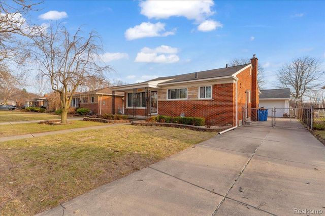 25615 Tireman Street, Dearborn Heights, MI 48127